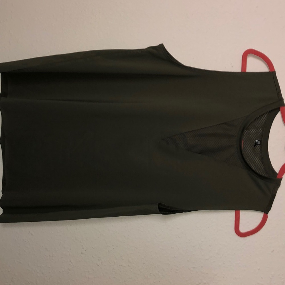 Onzie Workout Tank